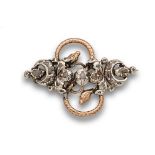 Broche s.XIX de diamantes con media lunas y flores, sobre pieza de serpiente de dos cabezas