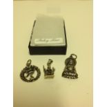 Three 925 Silver pendants of Eastern des