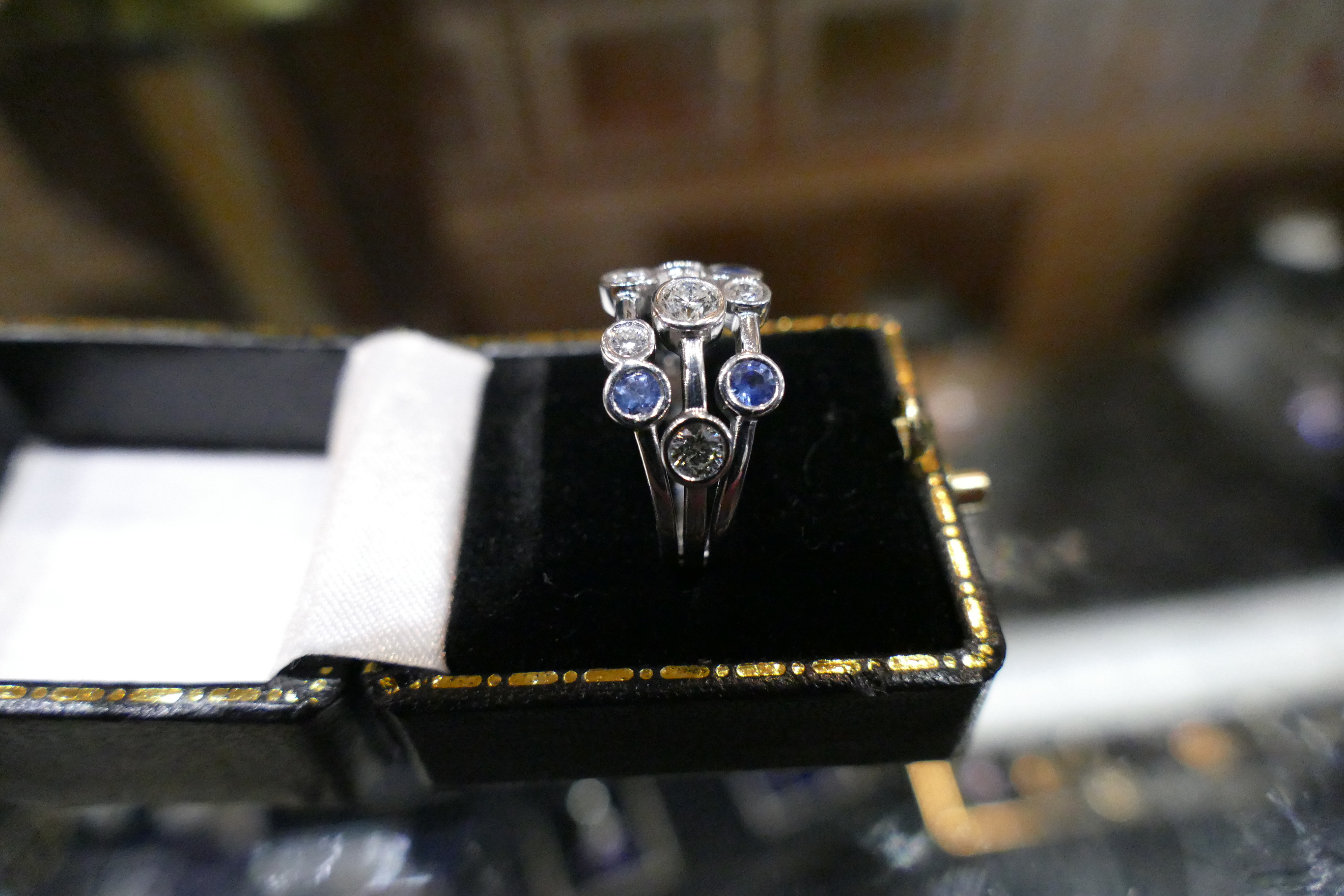 A contemporary Diamond and Sapphire ring - Image 3 of 5