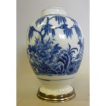 An early 18thC Chinese porcelain vase of