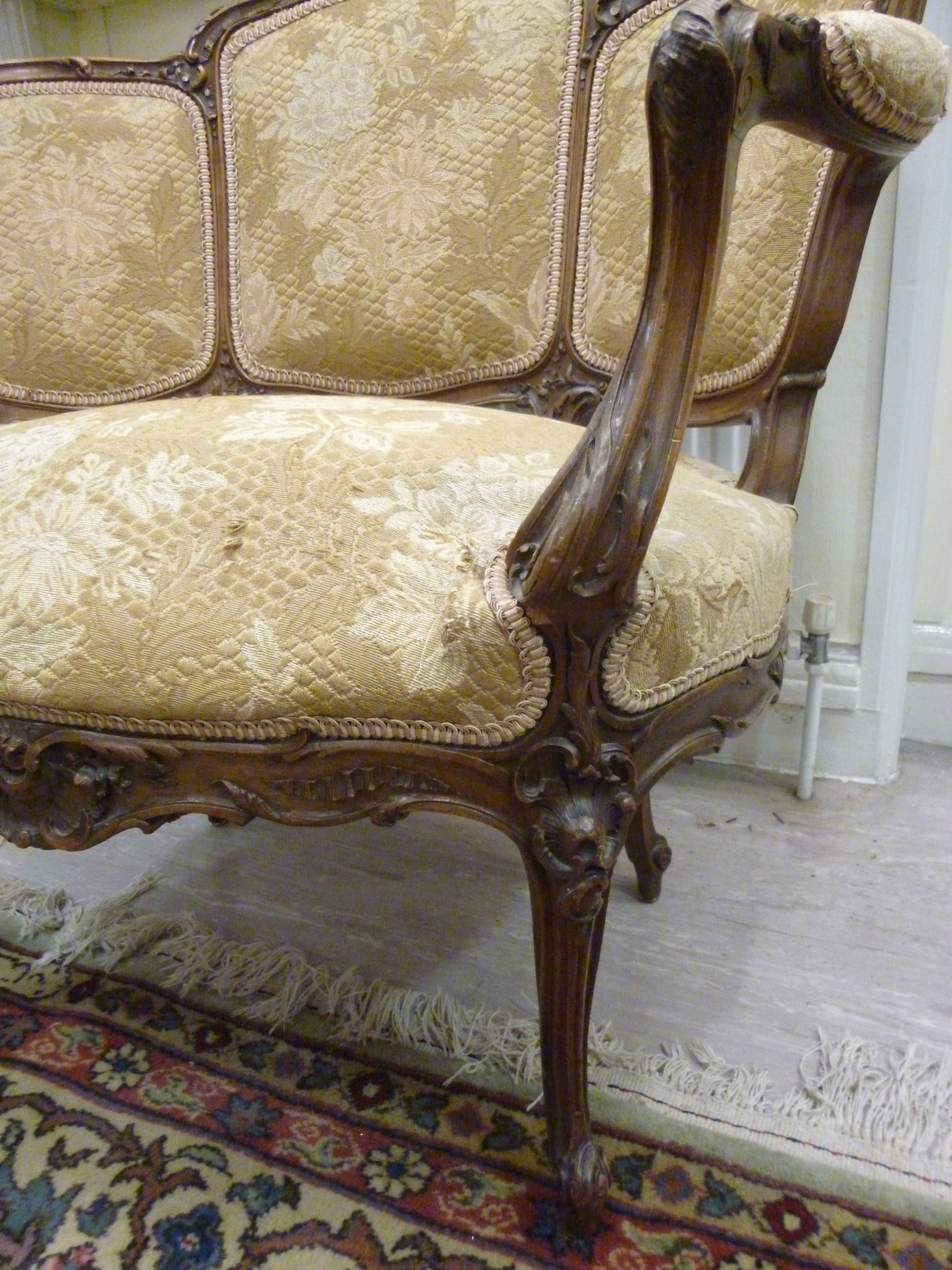 A late 19thC French walnut framed salon - Image 3 of 3