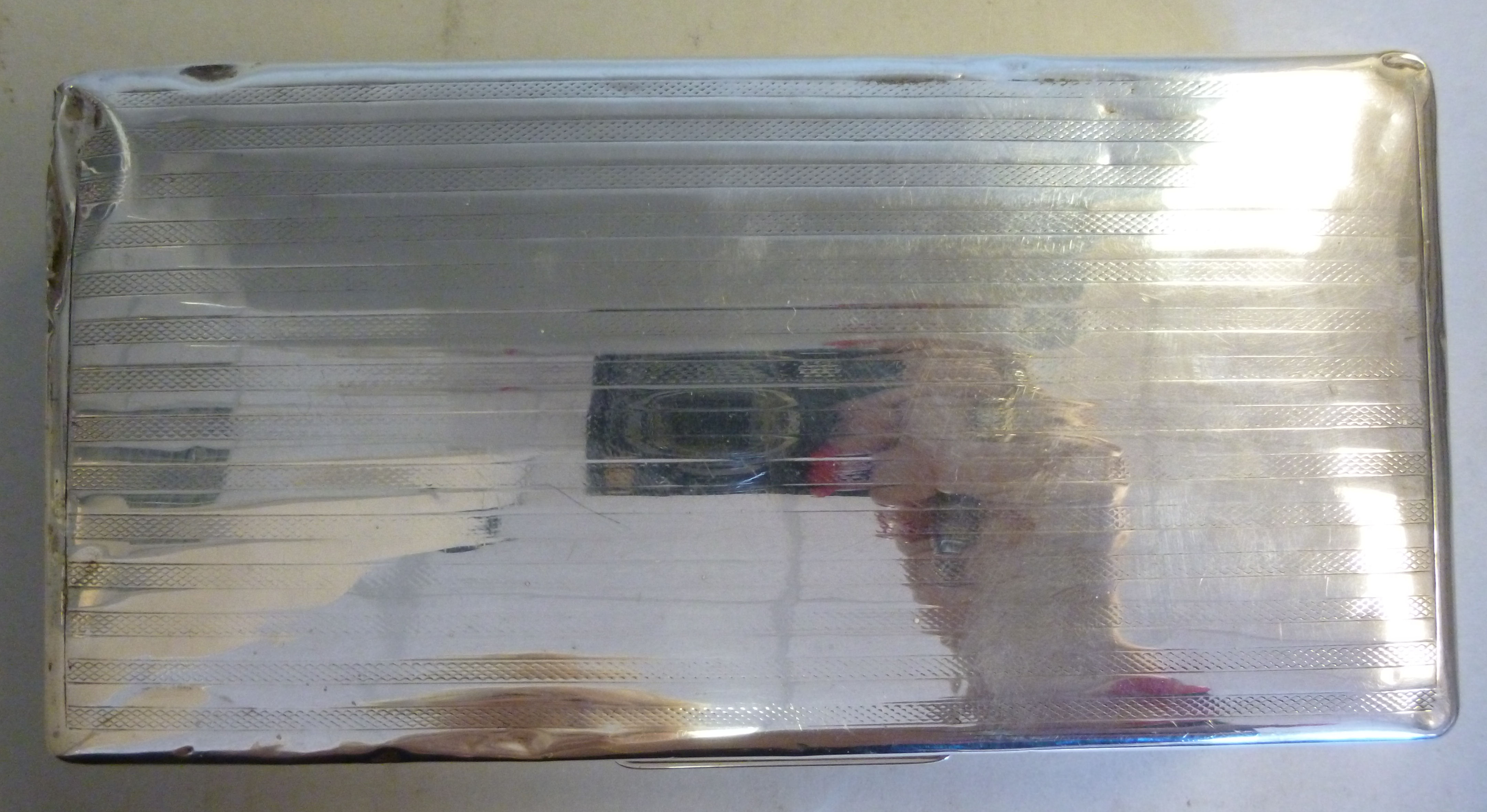 A silver cigarette box, having straight - Image 2 of 4