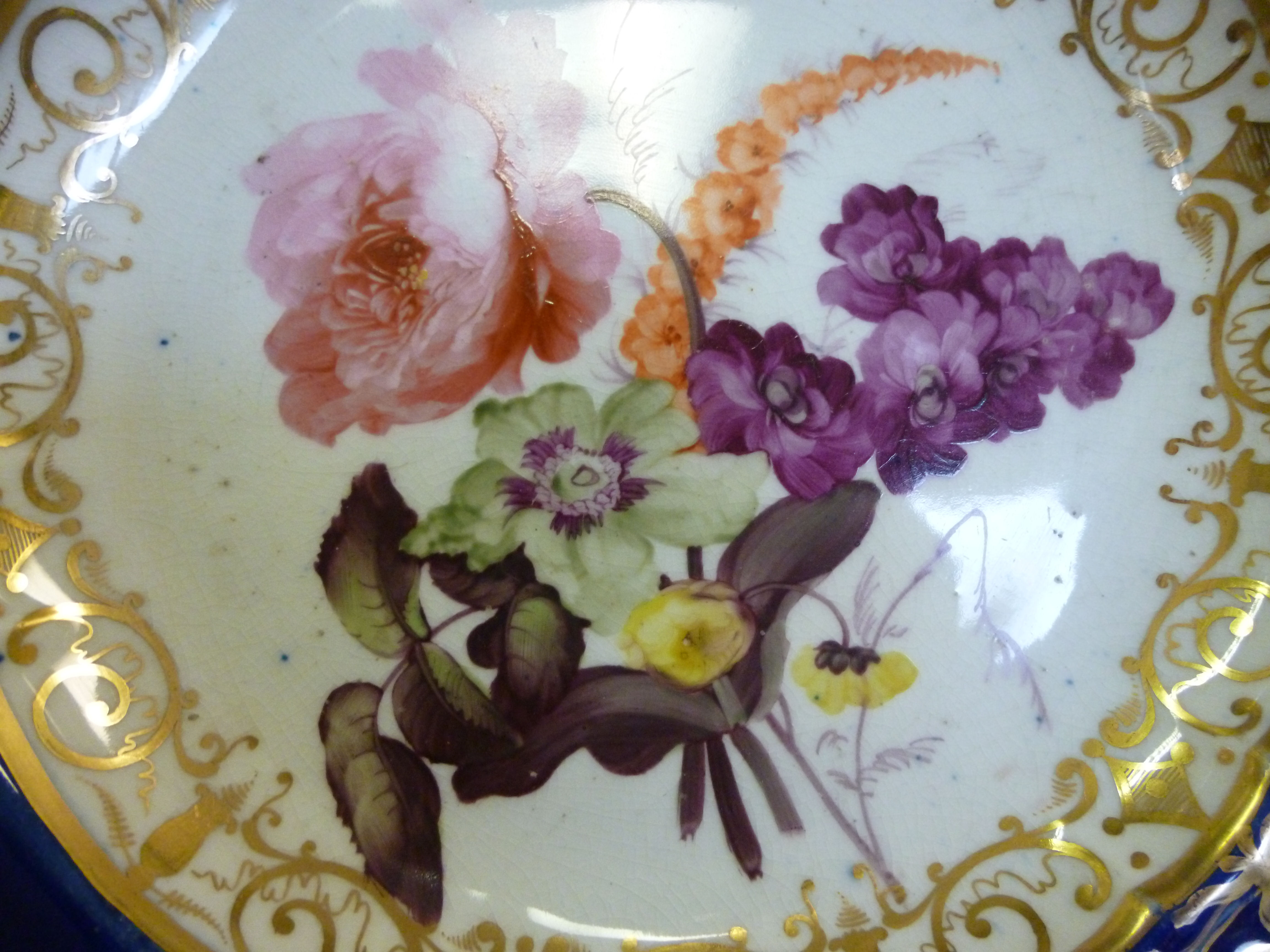 An early 19thC Coalport porcelain dish, - Image 3 of 4