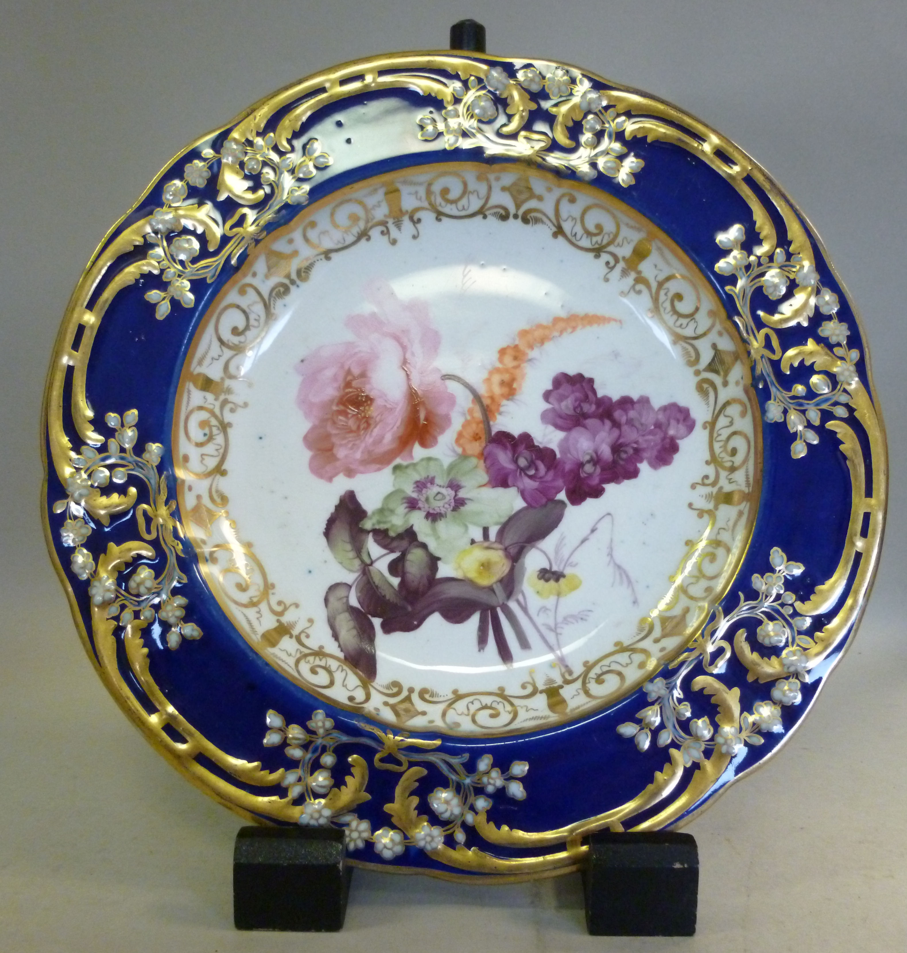 An early 19thC Coalport porcelain dish,