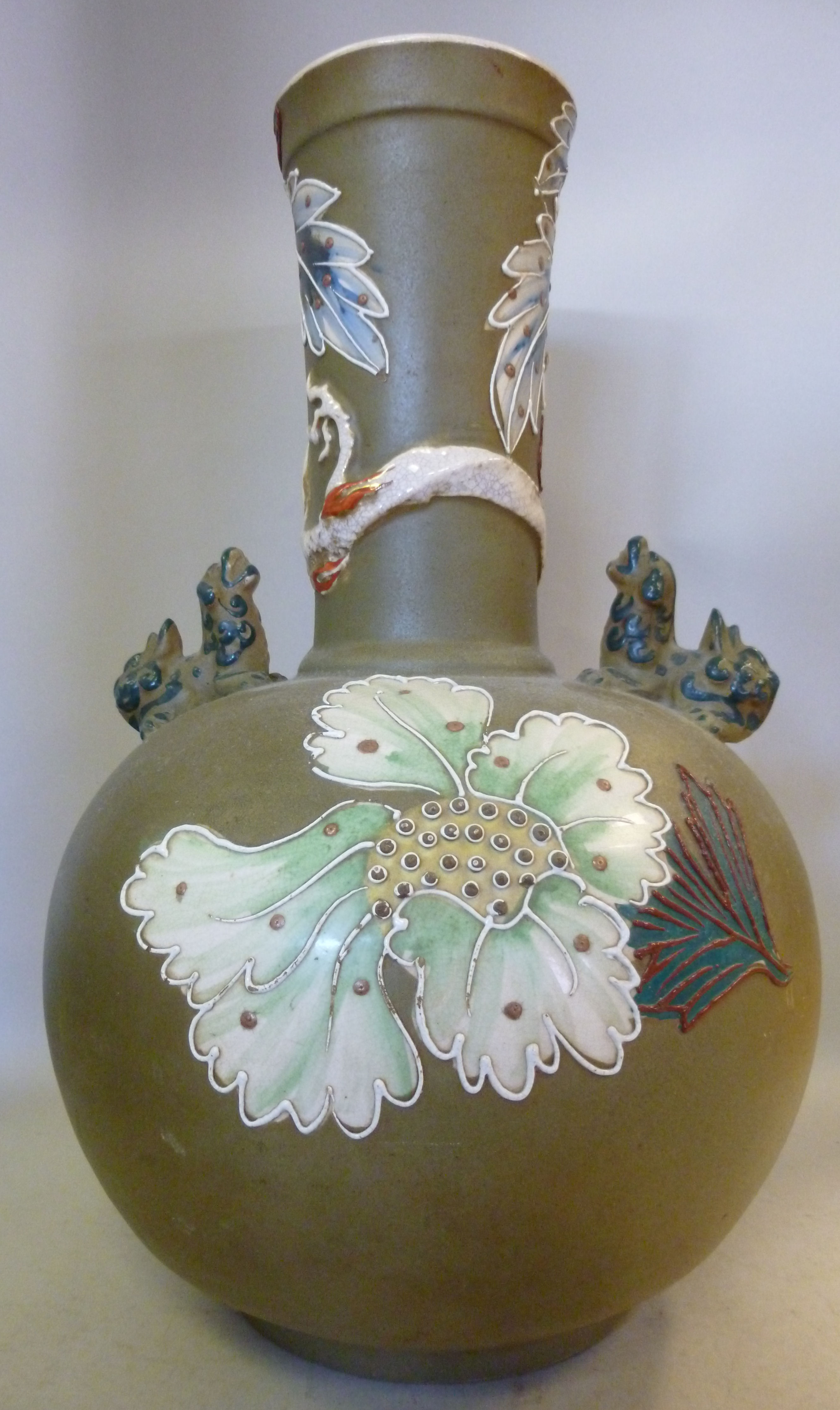 An early 20thC Japanese earthenware bott - Image 3 of 7