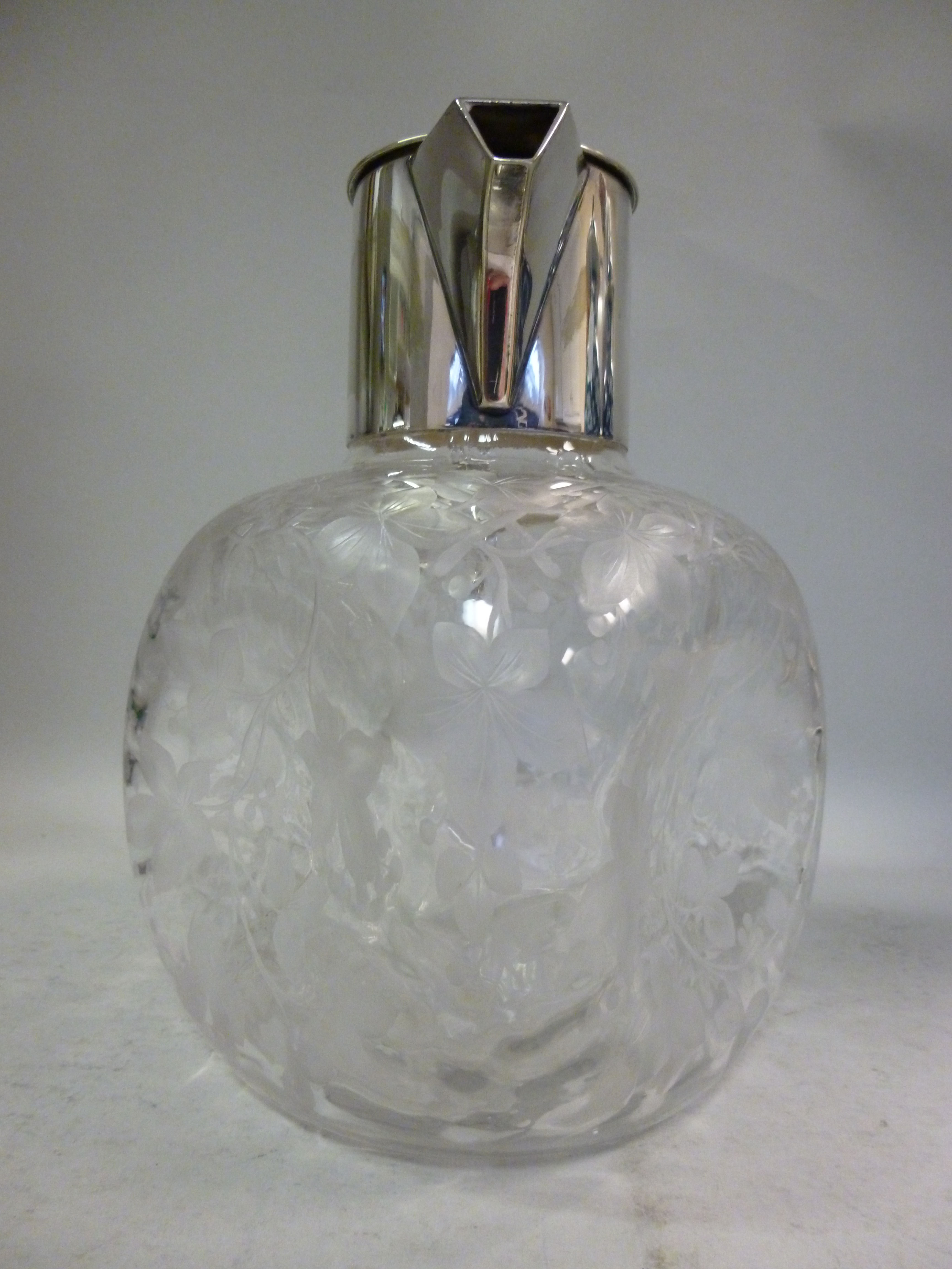 An early 20thC glass wine jug of dimpled - Image 2 of 3