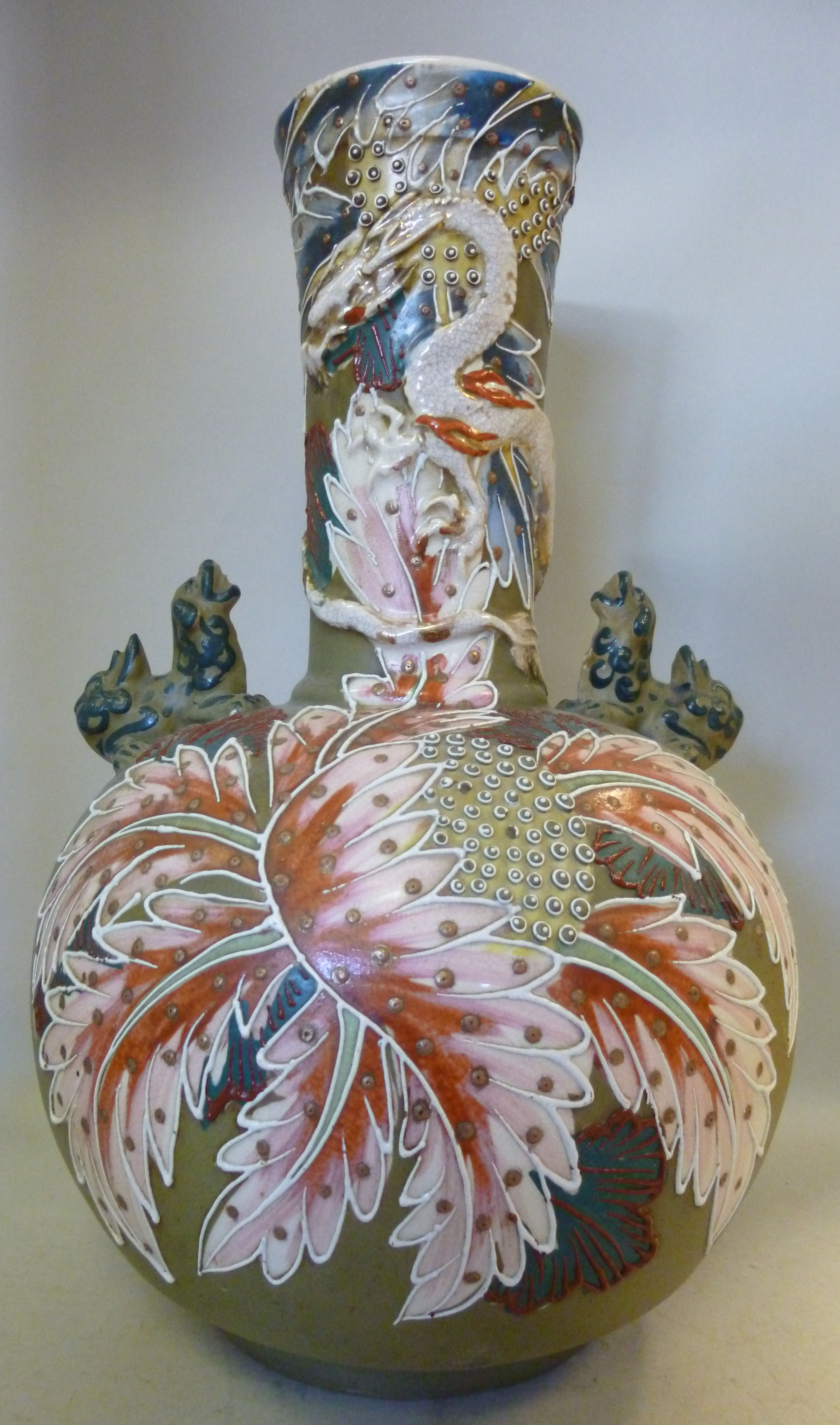 An early 20thC Japanese earthenware bott