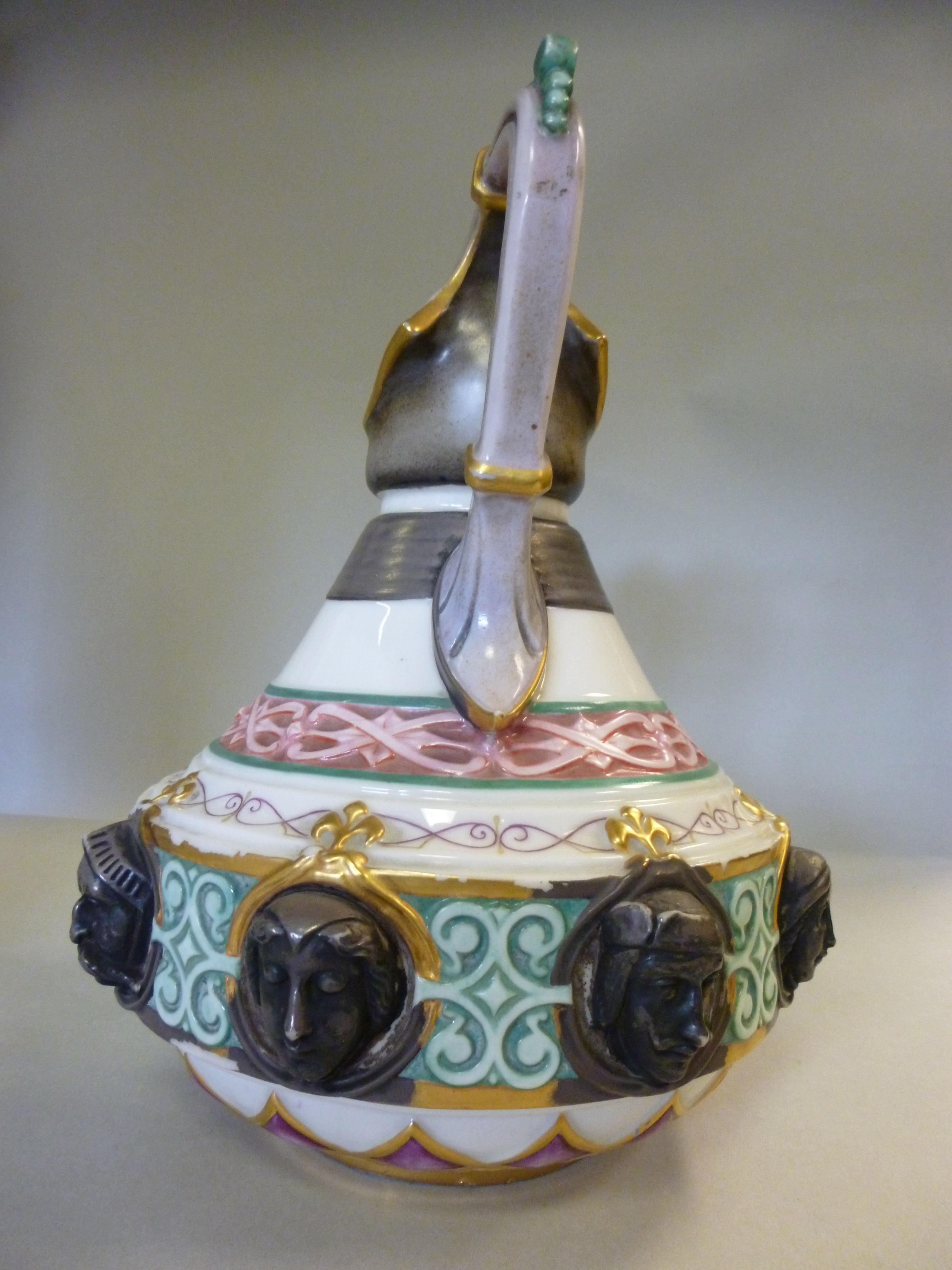 A Worcester Kerr & Binns porcelain 'helm - Image 4 of 6