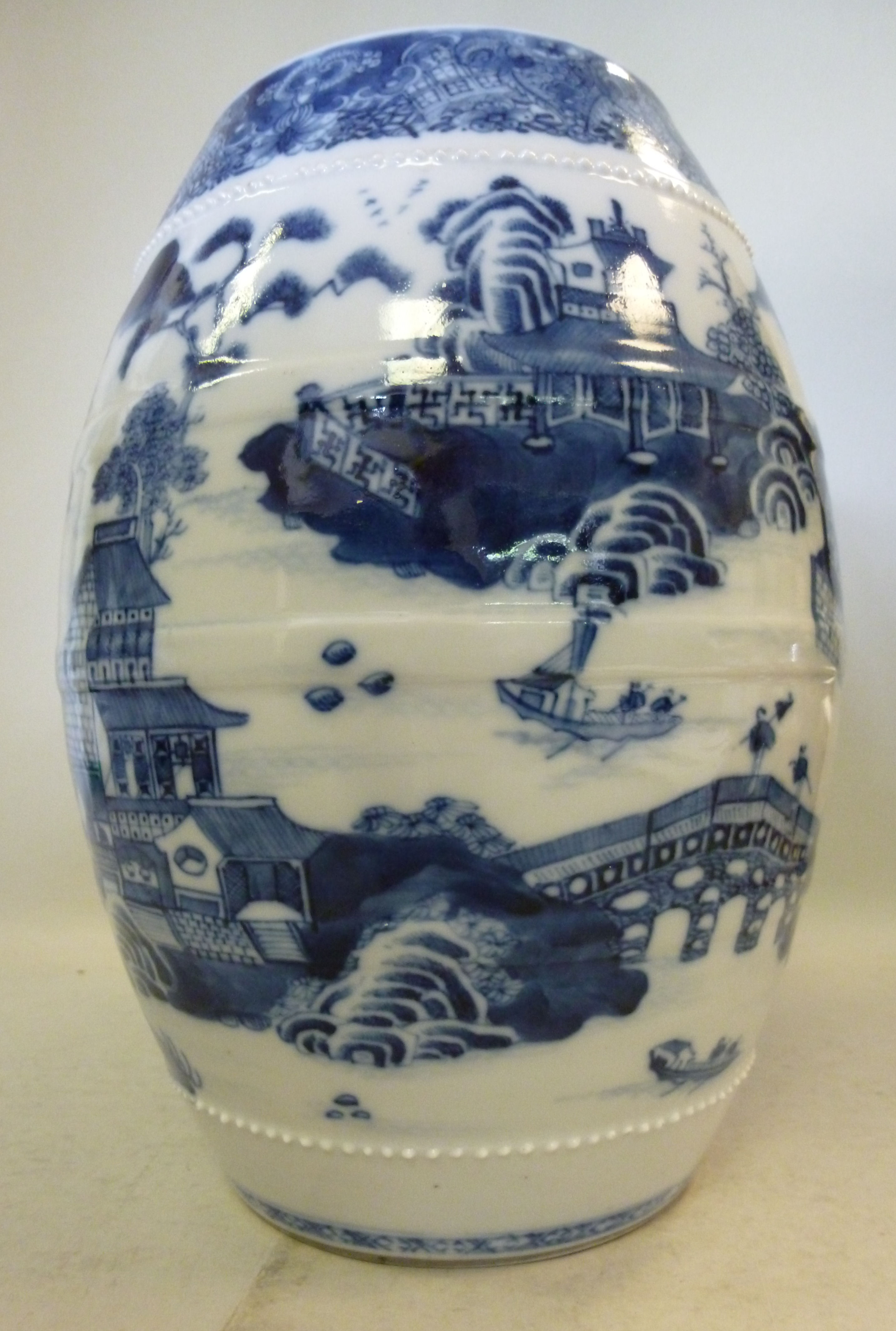 A late 18thC Chinese moulded porcelain b - Image 4 of 6