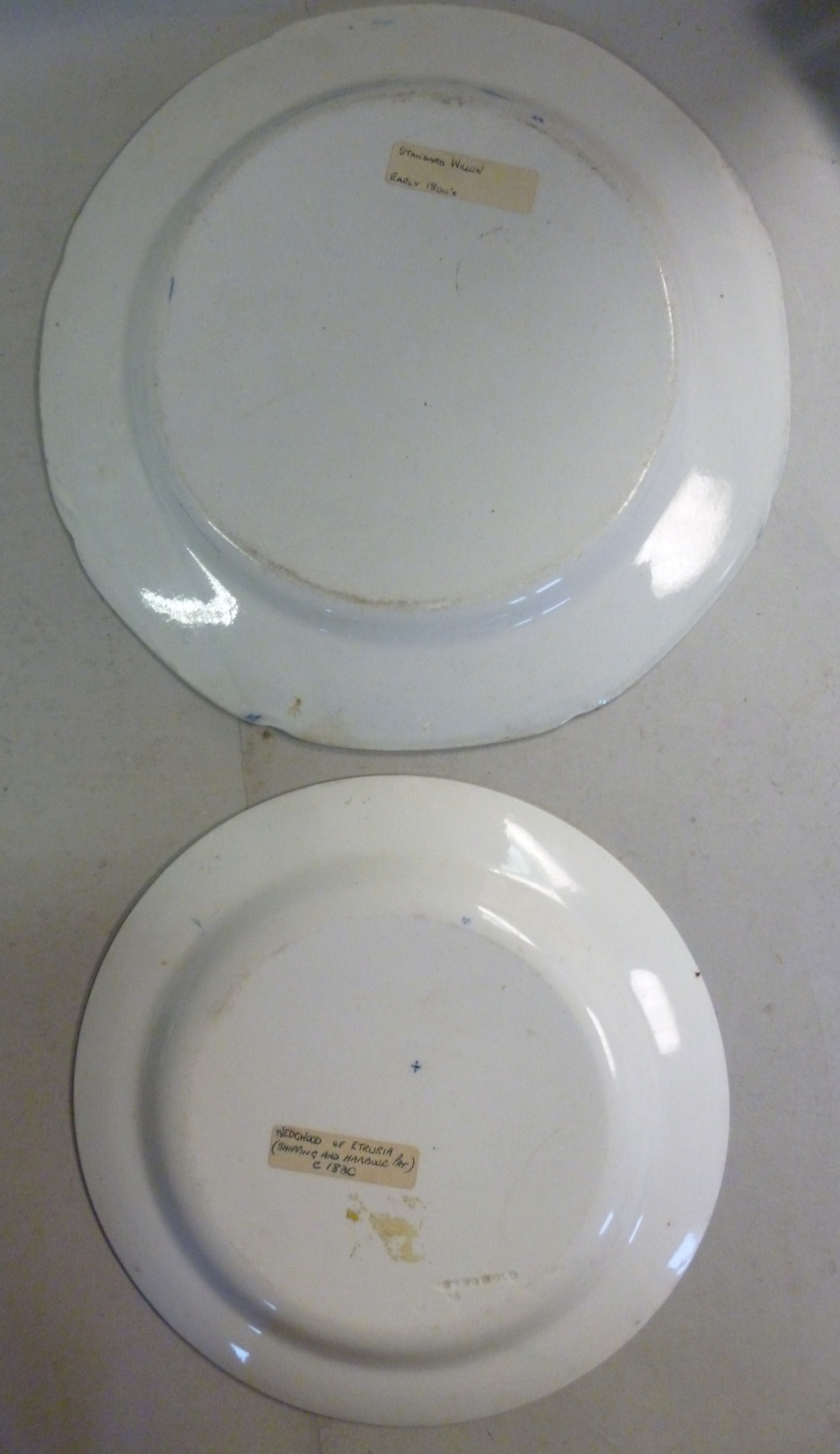 An early 19thC Wedgwood Pearlware plate, - Image 2 of 2