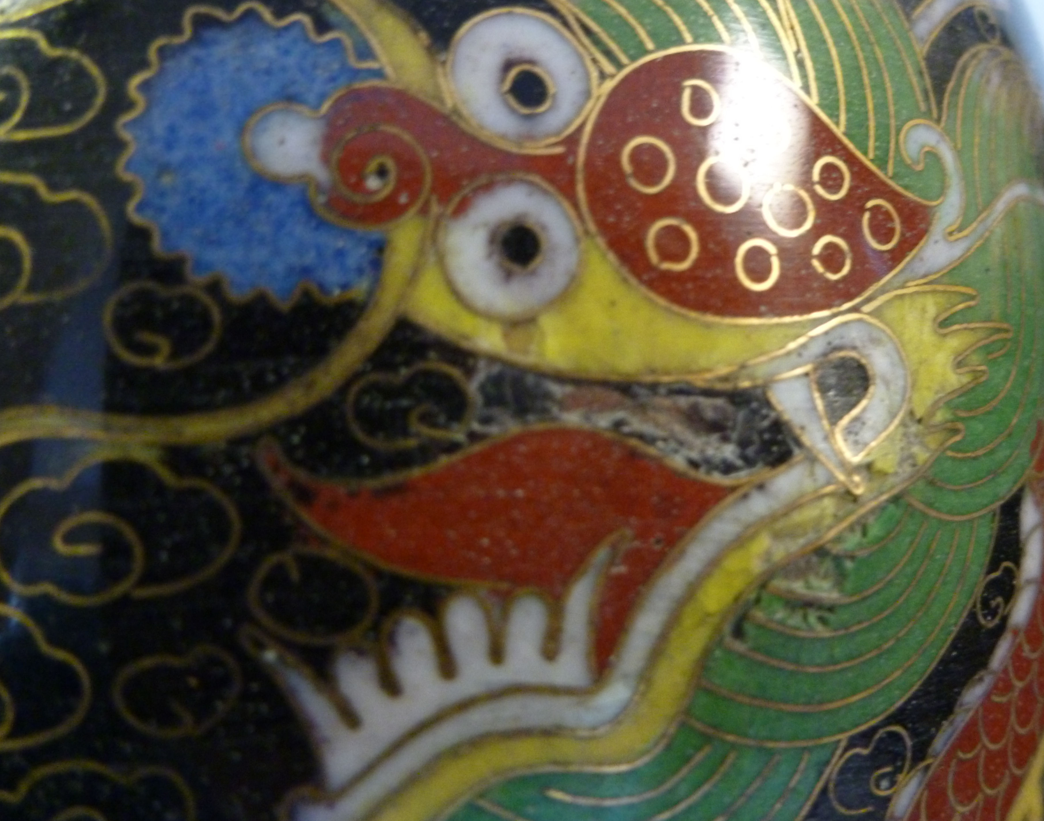 A pair of early 20thC Japanese cloisonne - Image 8 of 8