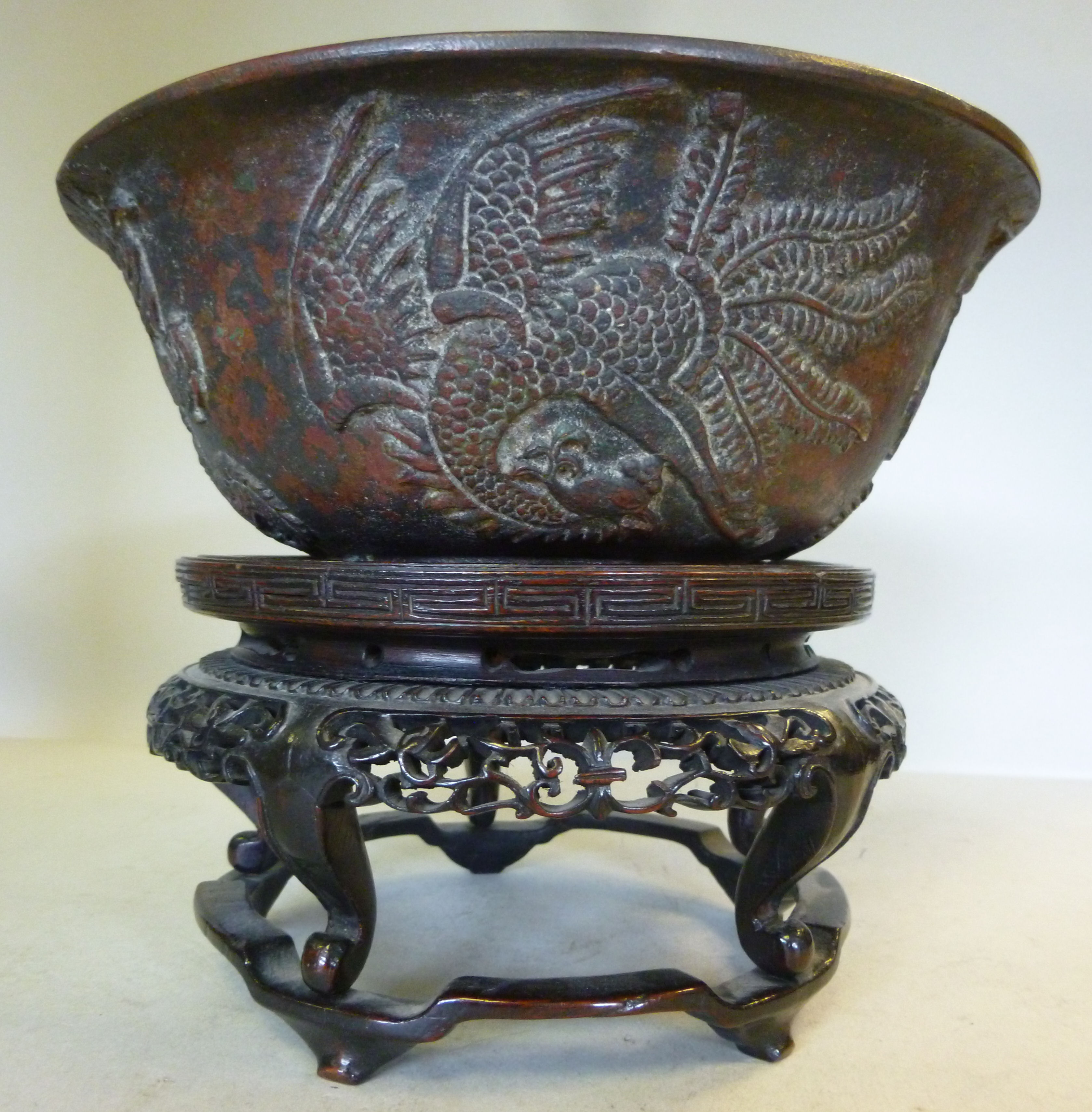 A mid 19thC Chinese bronze bowl, decorat - Image 2 of 3