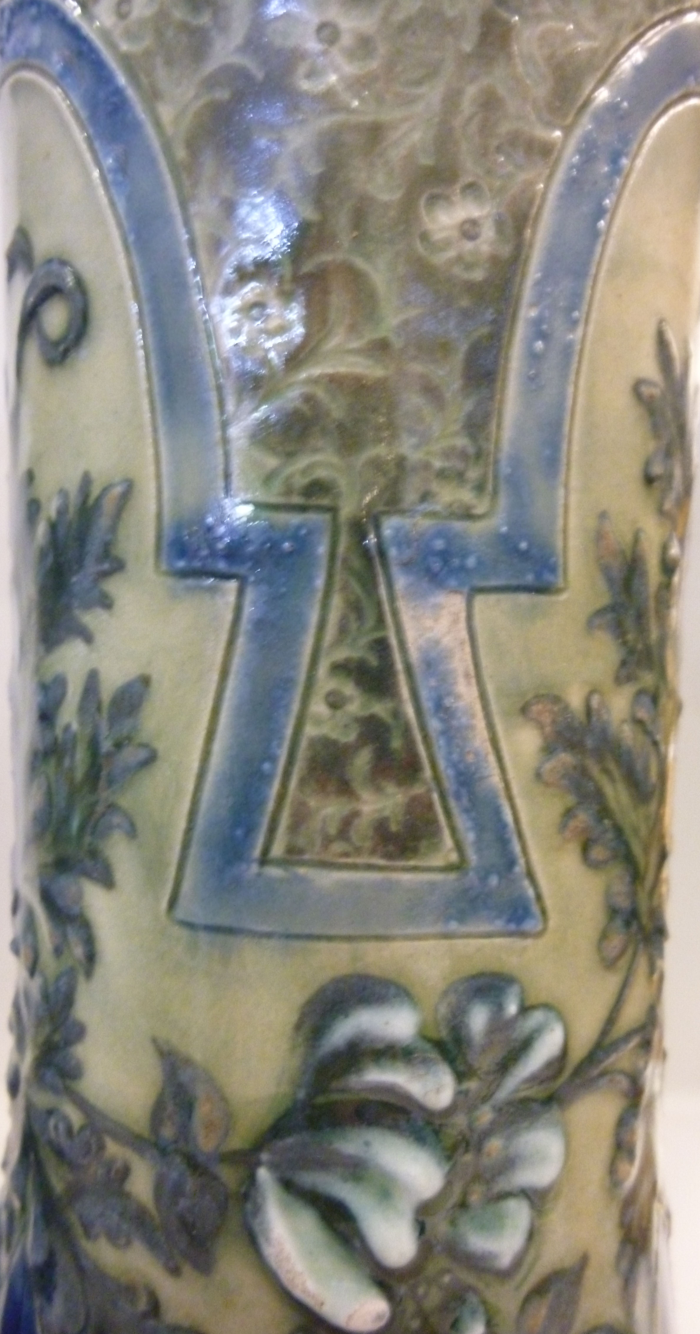 A pair of late Victorian Doulton Lambeth - Image 6 of 8