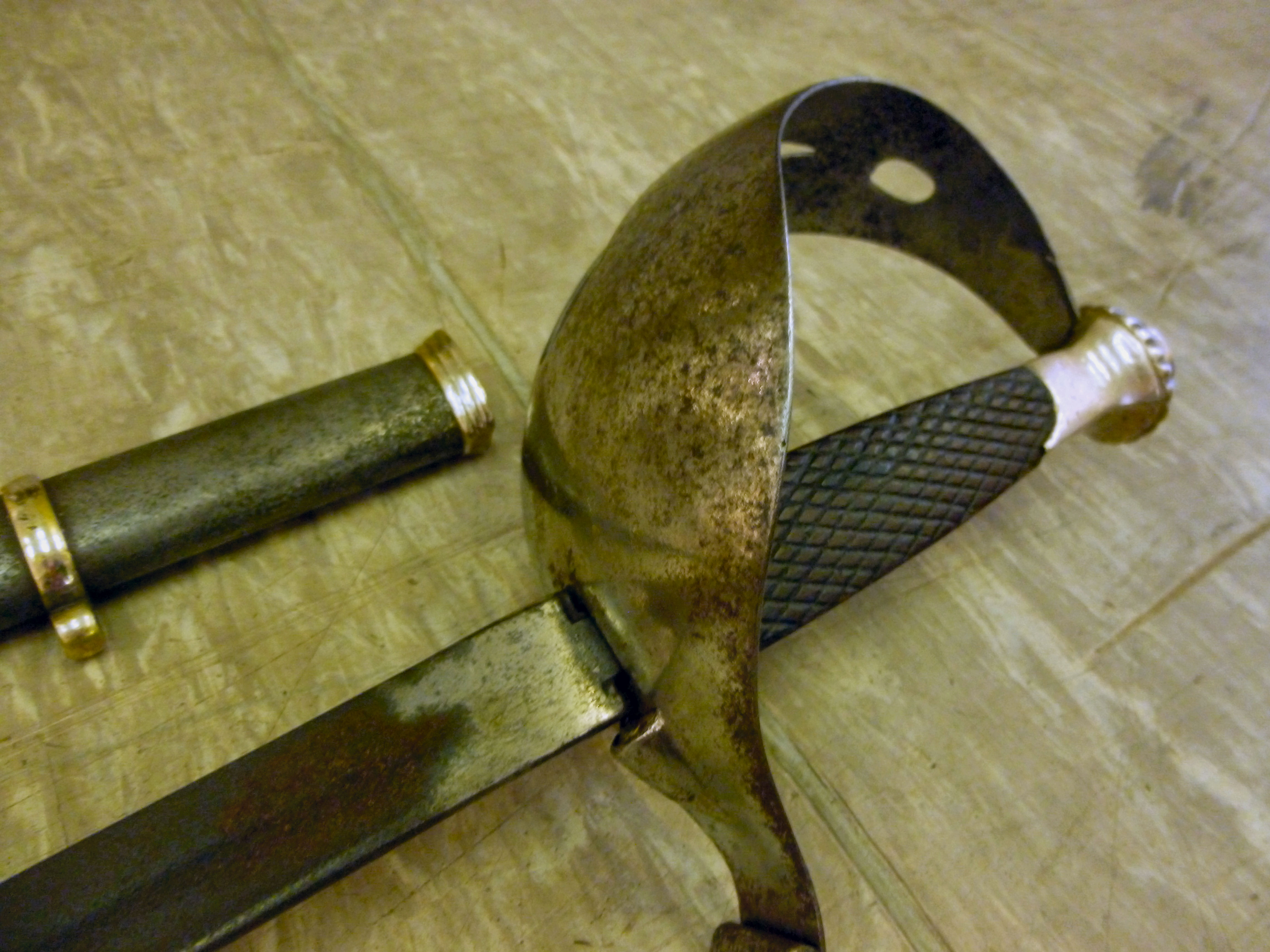 A late 19thC court sword, having a carve - Image 3 of 3