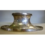 A silver capstan design oval inkwell, ha