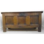 An early 18thC oak chest, having a risin