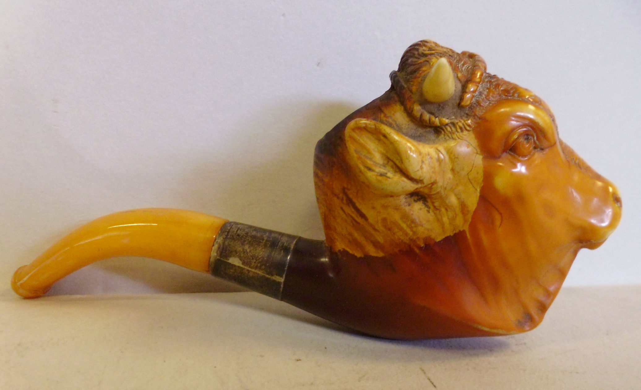 An early 20thC meerschaum and amber smok - Image 2 of 5