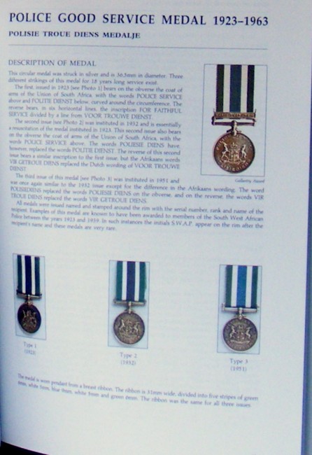 Terence King GALLANTRY AWARDS OF THE SOUTH AFRICAN POLICE 1913-1994, (signed & numbered)SIGNED - Image 4 of 4