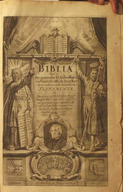 LINDENBERG, JACOB (Publisher) BIBLIAMagnificent antique family bible from the early 18th century. - Image 3 of 4
