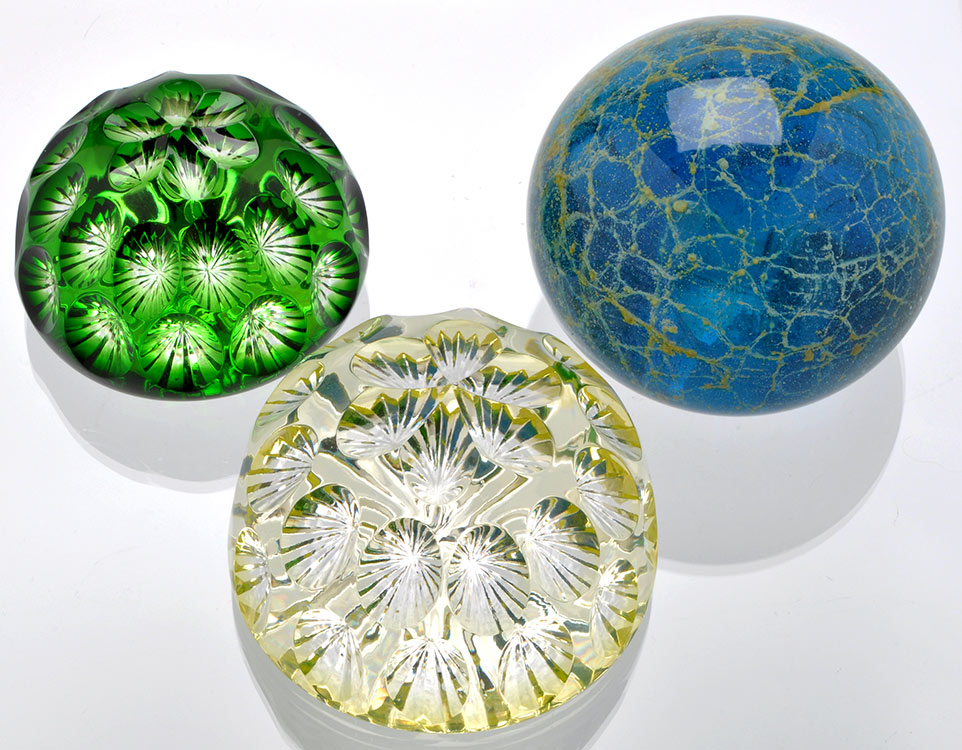 Perthshire: a dragonfly glass paperweight, with decorative millifiori border, - Image 2 of 3