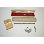 A quantity of marquis set jewellery,