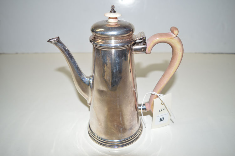 A silver coffee pot, by Reid & Sons, London, 1962,