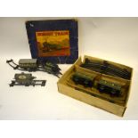 A late 1940's boxed Hornby clockwork tank passenger set, SR green, comprising; E126 loco, three