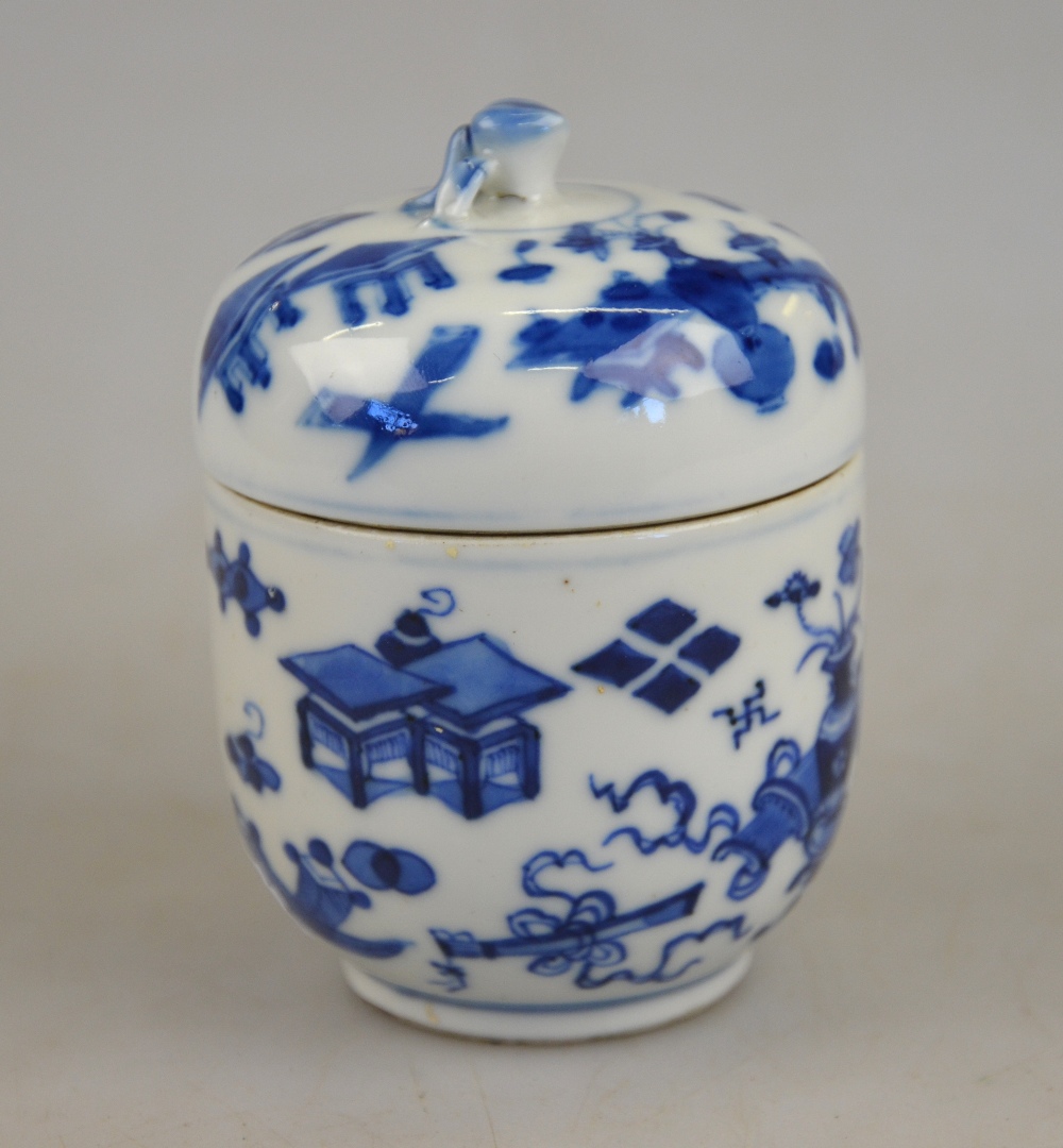 A Chinese mid 19th century blue and whit
