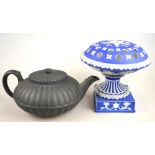 A Wedgwood blue Jasper ware shallow pot-pourri bowl/incense burner with pierced cover, supported