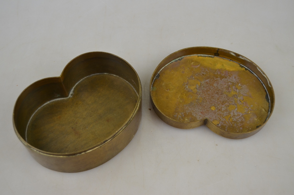 A Japanese brass kidney shaped trinket box, - Image 3 of 3