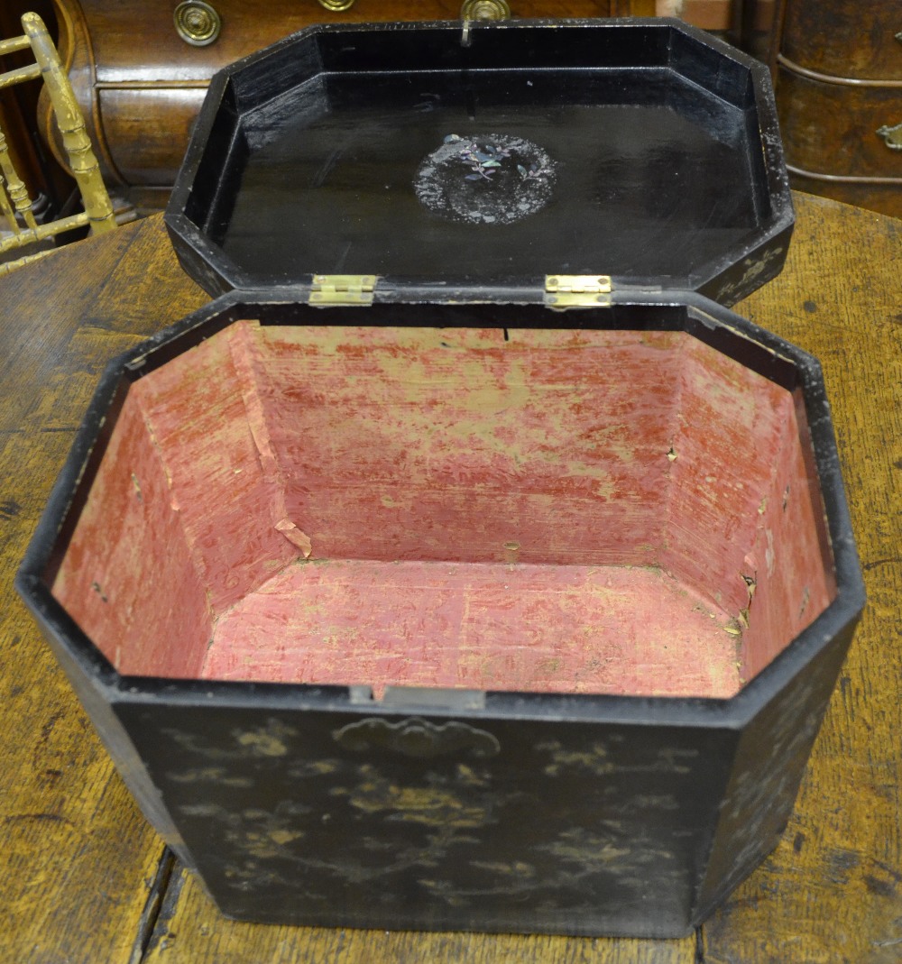 A Chinese 18th century black lacquer chamfered rectangular travelling box decorated in mother of - Image 7 of 7