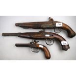 An18th century flintlock pistol with 28 cm barrel and walnut fullstock, side plate engraved C.