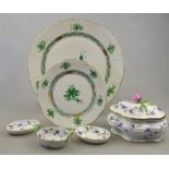 Herend Apponyi Verde porcelain part dinner service comprising four 28 cm plates, eight 25.3 cm