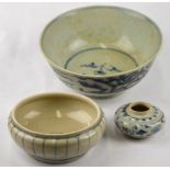 A Chinese blue and white small brush washer, 4.5 cm h to/w a small blue and white jarlet, 4 cm h.