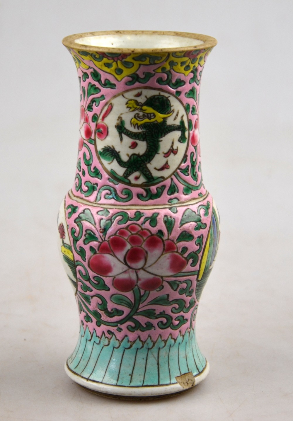 A Chinese Canton famille rose plate decorated with figures on a terrace, 25 cm dia. to/w a pair of - Image 6 of 14