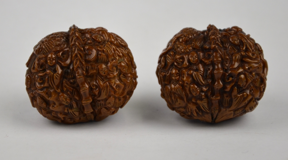 Two Chinese walnuts profusely carved with figures (2) - Image 5 of 5