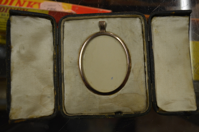 An ebonised page-turner, the electroplated pommel modelled as a man's head, - Image 3 of 4