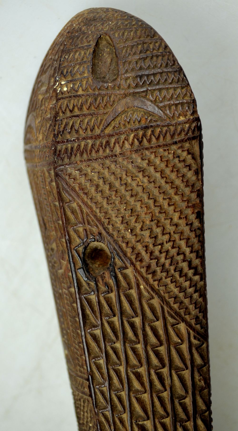 An 18/19th century Tongan War Club, Kingdom of Tonga, Polynesia, an Apa Apai of crocodile head ( - Image 8 of 12