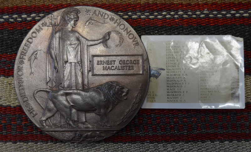 WWI casualty pair and death plaque to Z-2618 Pte EG MacAlister, Rifle Brigade comprising 1914 - Image 3 of 3