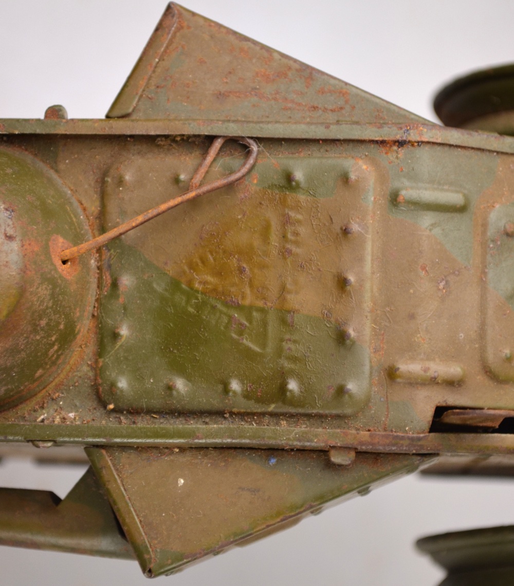 A pre-War Tri-ang Lines Bros tinplate and clockwork Tiger Tank, - Image 6 of 6
