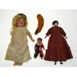 A Simon & Halbig 1909 - 10/0 bisque-headed girl doll with blond wig,
