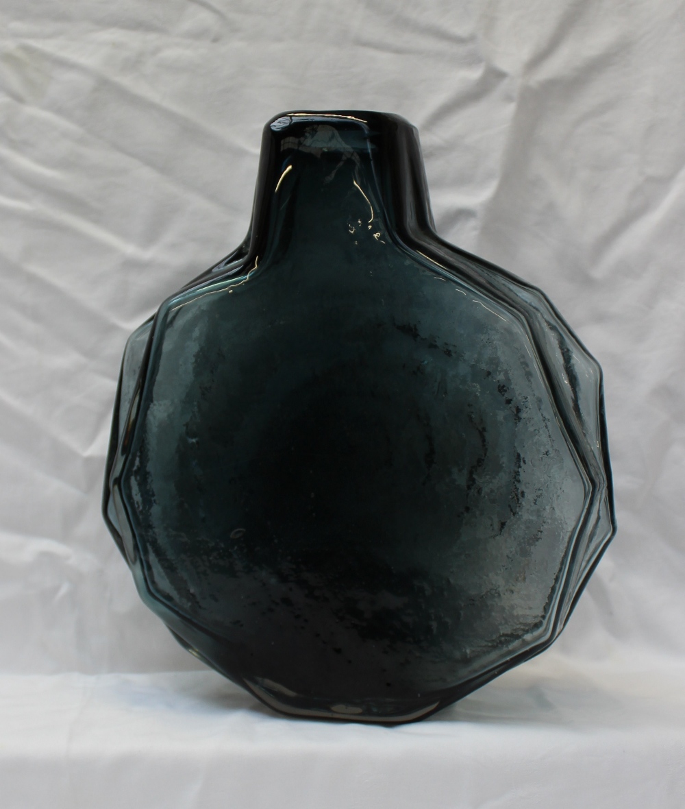 A Whitefriars glass textured `banjo` vase designed by Geoffrey Baxter
 CONDITION REPORT: some - Image 7 of 8