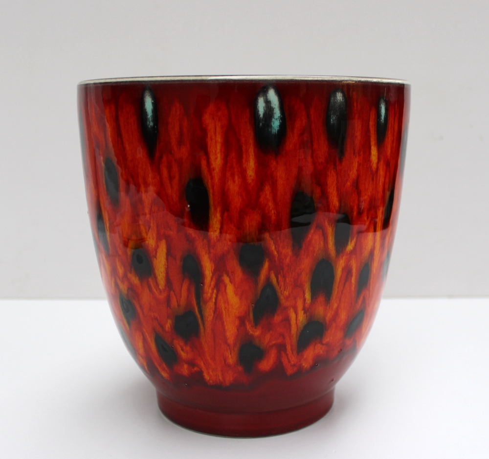 A Poole pottery hand thrown plant pot re - Image 3 of 5