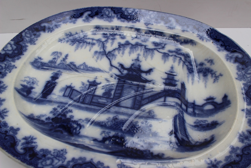 A Dillwyn pottery meat plate decorated in the Whampoa pattern, with gravy tree and well, printed - Image 2 of 5