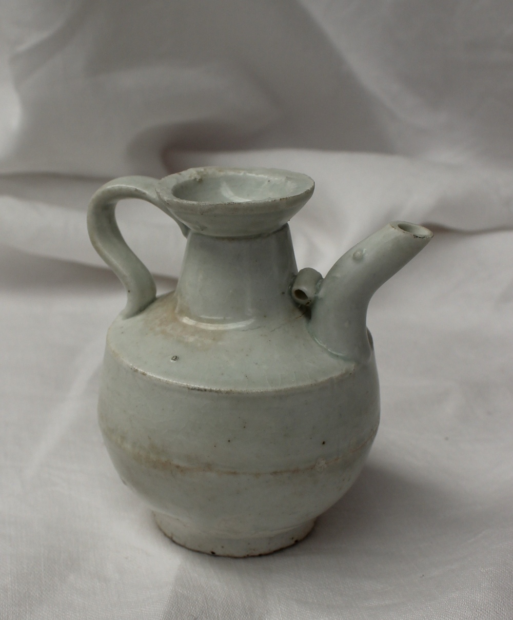 A 19th century Chinese porcelain white glazed jug with a tapering neck, ribbed body and spreading - Image 5 of 5