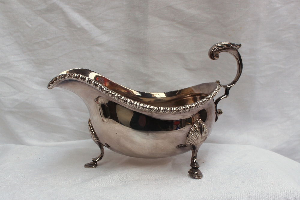 An Elizabeth II silver sauce boat, with