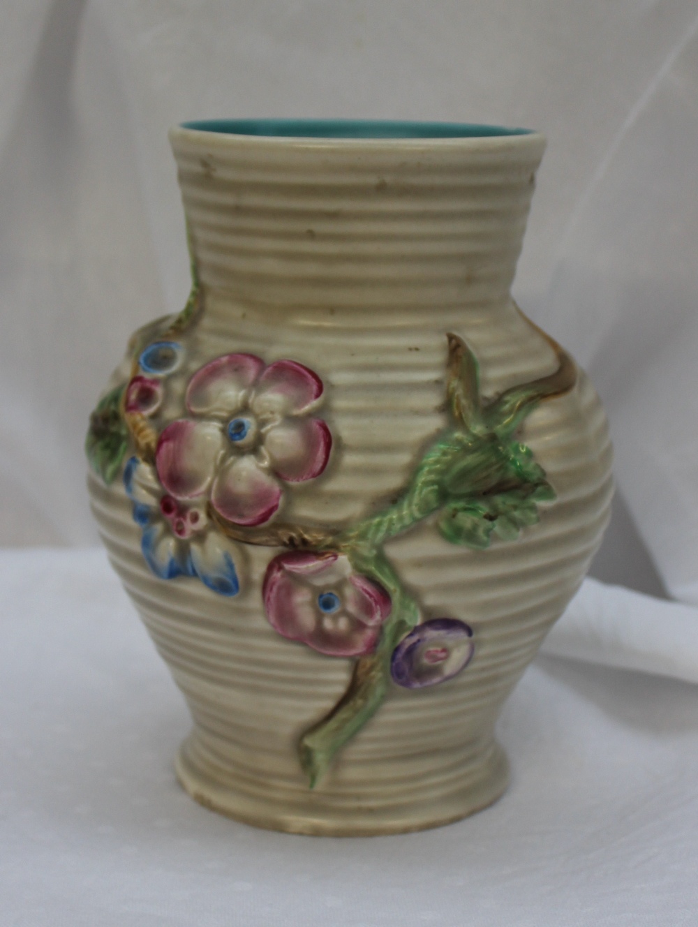 A Clarice Cliff Budgerigar vase, of oval form with two budgerigars on a rocky base, 28cm long - Image 5 of 9