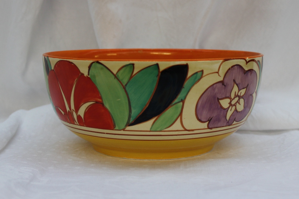 A Clarice Cliff Gardenia pattern bowl, of circular form, with concentric bands to the interior, - Image 2 of 6