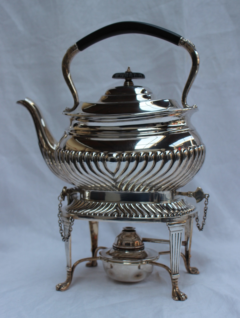 An Elizabeth II silver kettle on stand, - Image 7 of 11