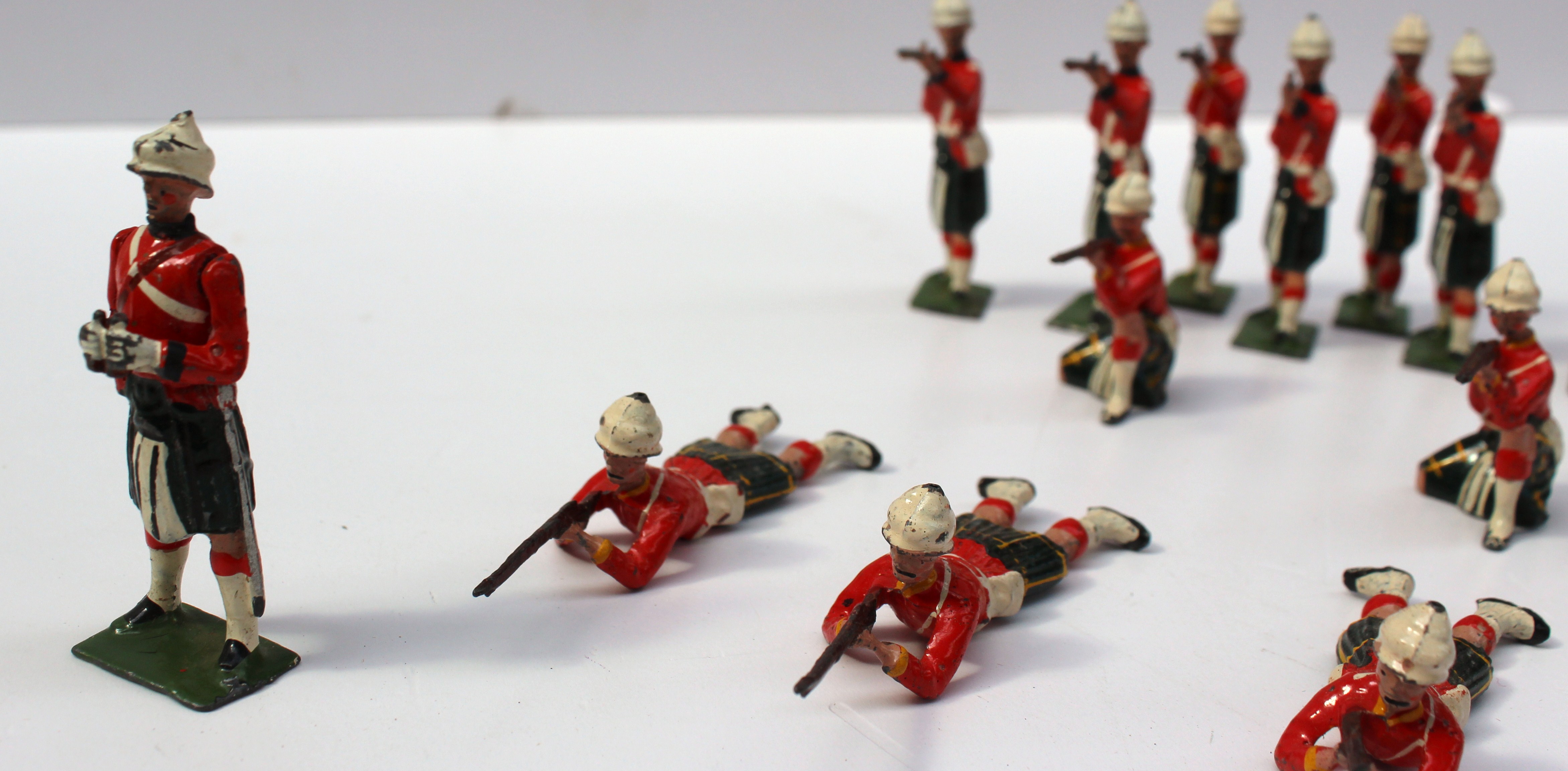 Britains soldiers - The Gordon Highlanders - eighteen figures, standing, - Image 2 of 5